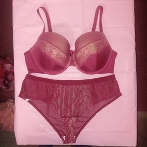 Adore me Bra and Panties set